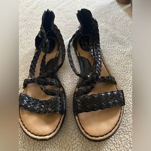BOC women’s black beaded strap sandals size 10